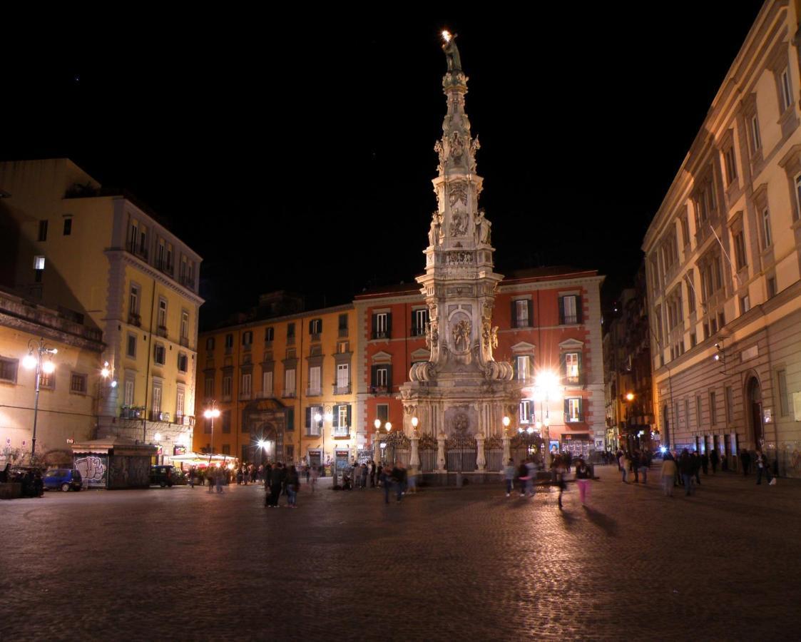 Suite San Gennaro Bis Naples Exterior photo