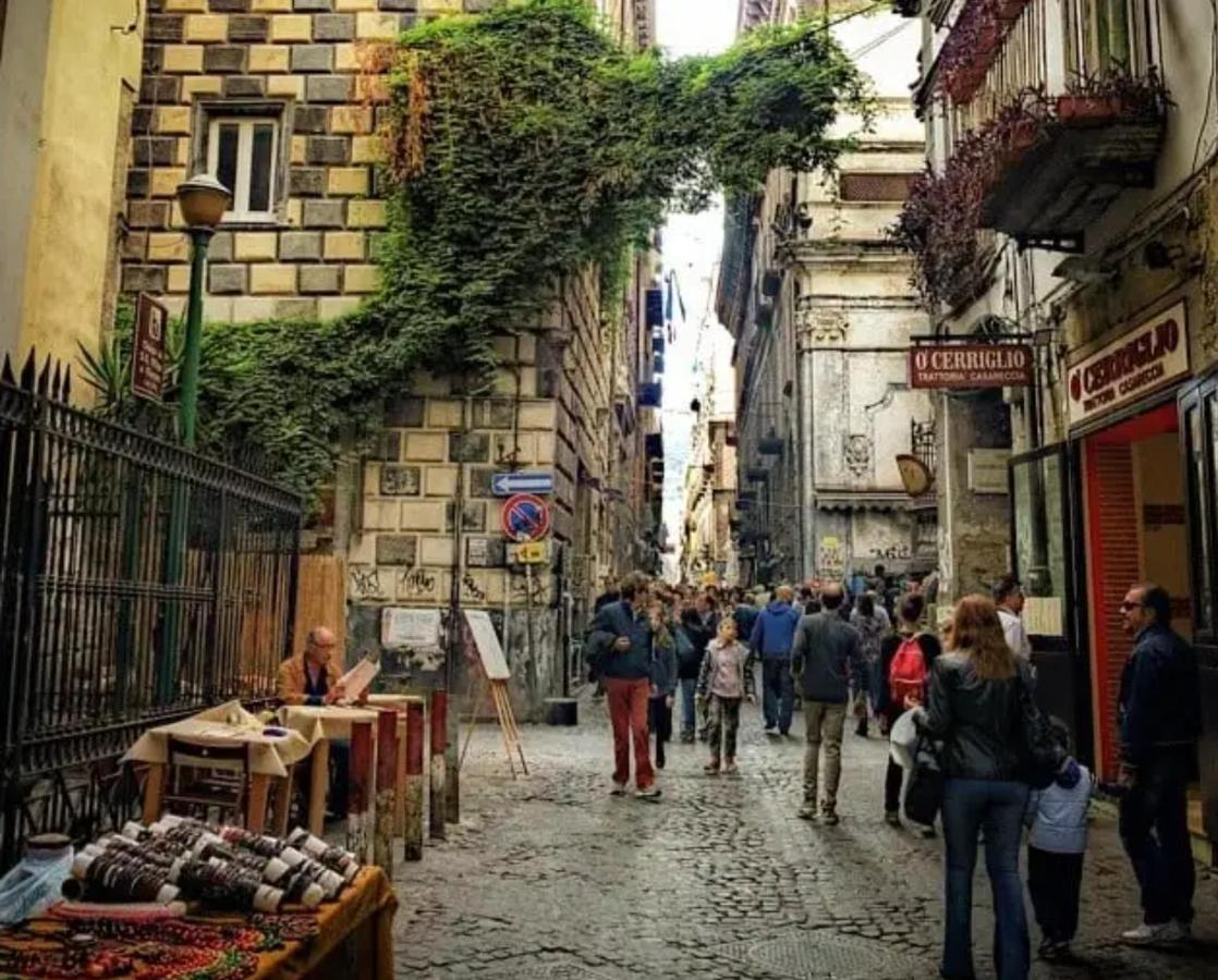 Suite San Gennaro Bis Naples Exterior photo